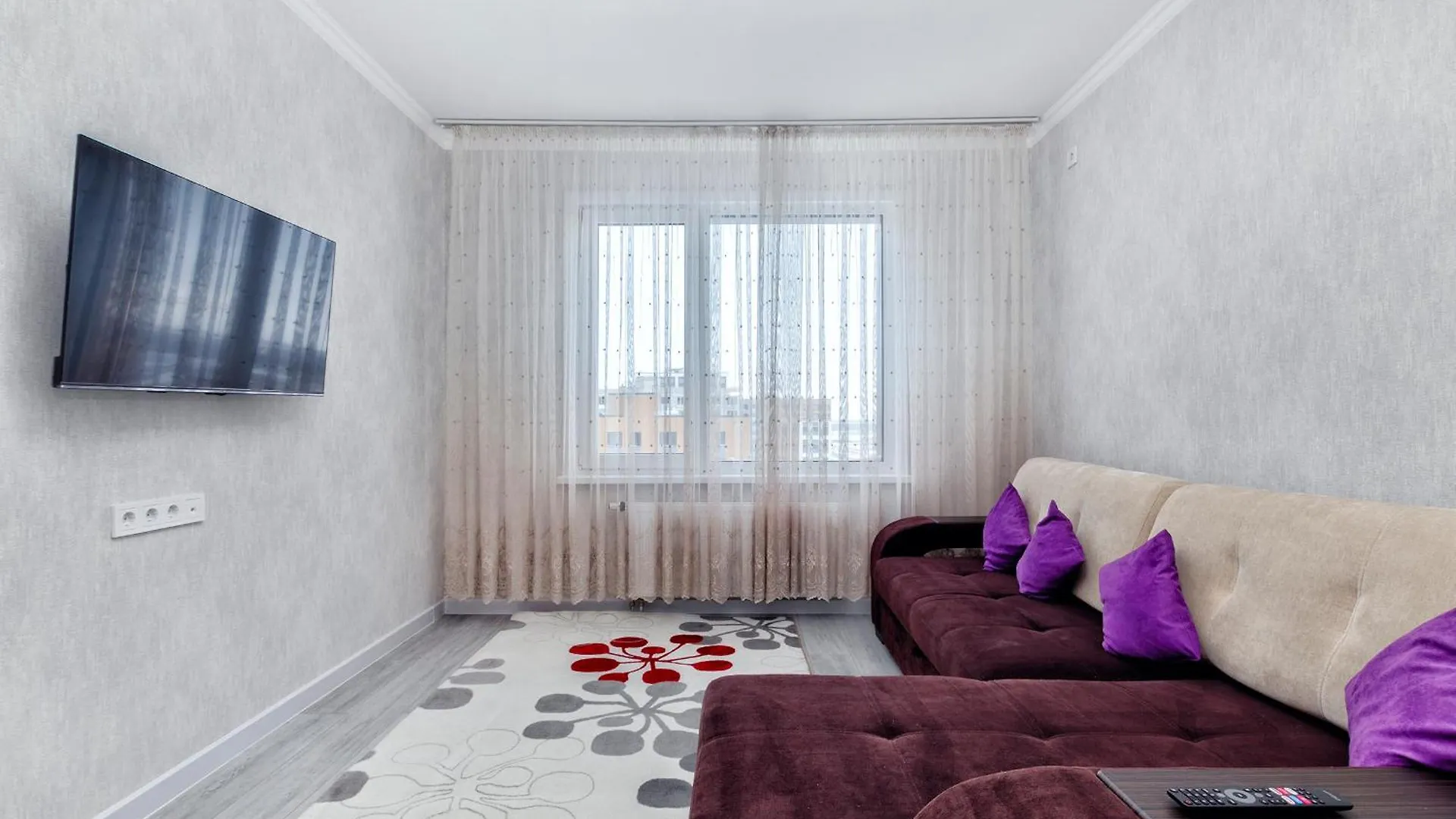 Халал Апартаменты Возле Самой Большой Мечети Центральной Азии Nur-Sultan  Apartment