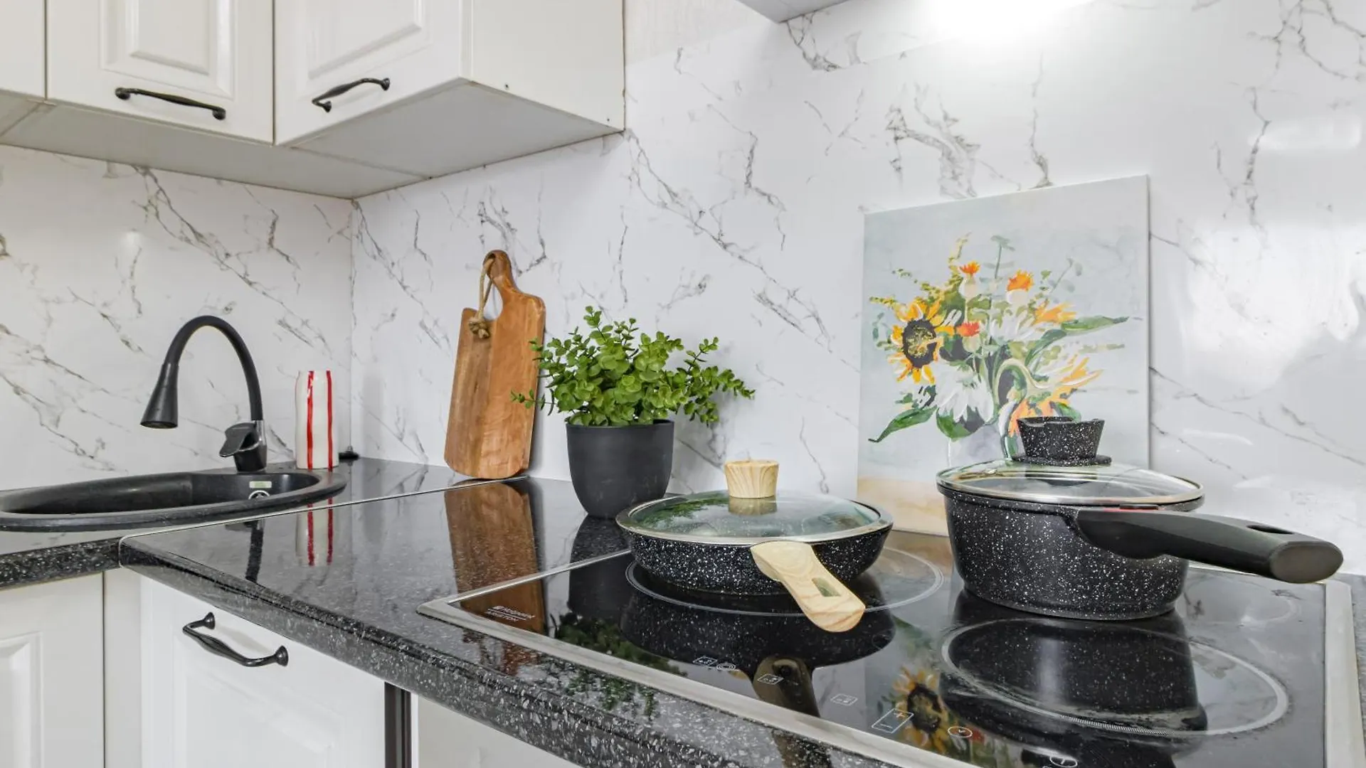 Apartment Халал Апартаменты Возле Самой Большой Мечети Центральной Азии Nur-Sultan  Kazakhstan